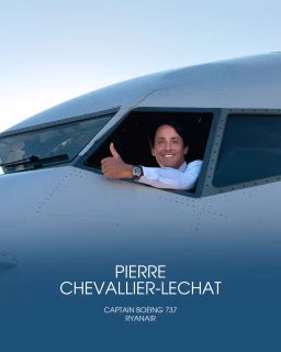 ✈️ D'élève WECAIR à Commandant de bord.
Quand Pierre a rejoint WECAIR, il faisait partie de notre toute première promotion. Nous étions nous-mêmes au début de notre histoire, et il nous a fait confiance.
Son parcours depuis :
🎓 2021 : fin de sa formation internationale, entre les États-Unis et l'Europe
🛫 Avril 2022 : il rejoint Ryanair comme Copilote
👨✈️ 2026 : il devient Commandant de bord
Quatre ans pour passer du siège de droite au siège de gauche.
Cette progression n'a rien d'un hasard. Pierre a construit sa carrière comme il a mené sa formation : avec discipline, régularité, professionnalisme et détermination.
C'est exactement ce que nous voulions bâtir dès le premier jour : former des pilotes qui ne se contentent pas d'obtenir une licence, mais qui deviennent de véritables professionnels de ligne et construisent des carrières durables.
Félicitations, Commandant. Toute l'équipe WECAIR est fière de toi. 💙
-----------------
✈️ From WECAIR student to Airline Captain : Pierre's journey.
When Pierre joined WECAIR Pilot School, he was part of our very first intake. We were at the very beginning of our own story, and he trusted us.
🎓 2021: completed his international training in the USA and Europe
🛫 April 2022 : joined Ryanair as a First Officer
👨✈️ 2026 : promoted to Captain
Four years from the right seat to the left seat.
This progression is no coincidence. Pierre built his career exactly the way he approached his training : with discipline, consistency, professionalism and determination.
It is exactly what we set out to build from day one : pilots who don't simply earn a licence, but grow into true airline professionals and build long-term careers.
Congratulations, Captain. The whole WECAIR team is proud of you. 💙
#wecair #pilotschool #becomeapilot #ryanair @ryanair__fr #aviation